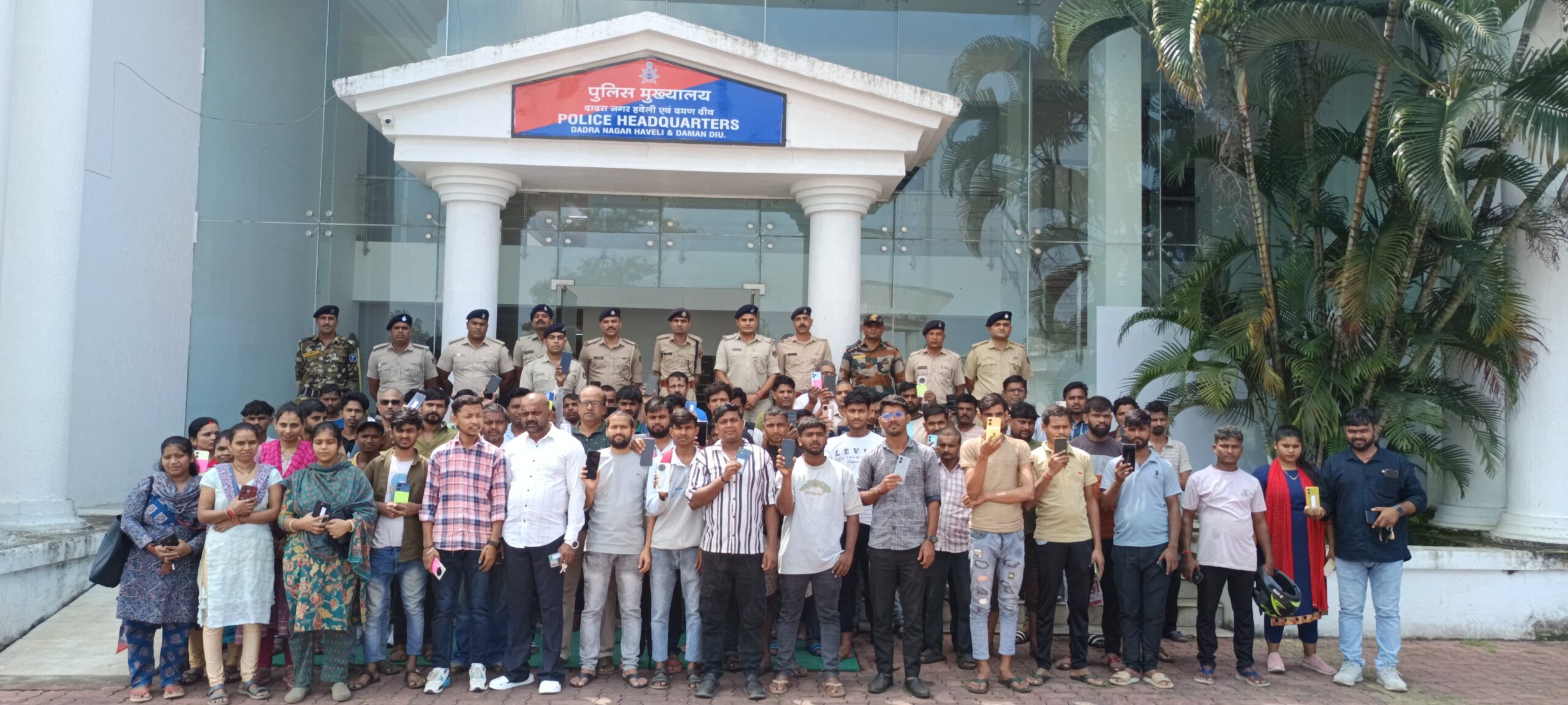दमन पुलिस ने सीईआईआर (CEIR ) पोर्टल से 79 खोए मोबाइल फोन बरामद किए: डिजिटल पुलिसिंग में बड़ी उपलब्धि l